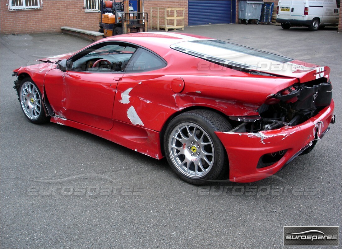 ferrari 360 modena con 3,000 kilómetros, en preparación para desmantelamiento #2