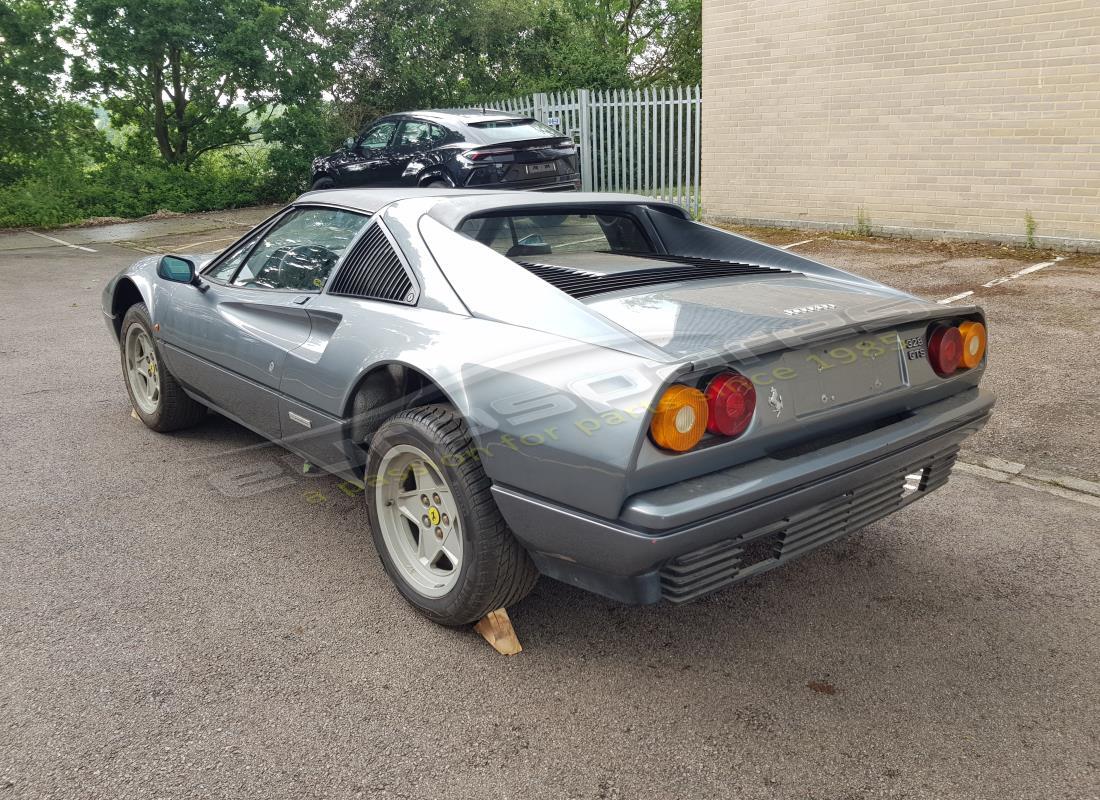 ferrari 328 (1985) con 20,317 kilómetros, en preparación para desmantelamiento #3