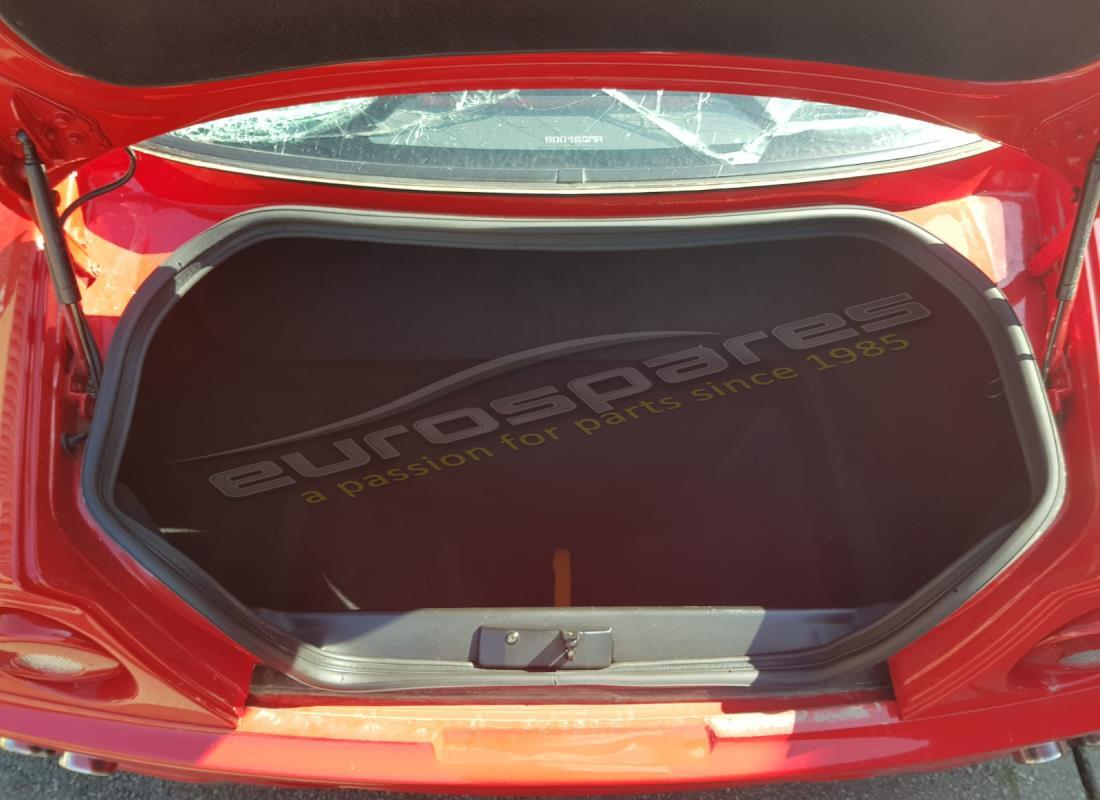 ferrari 550 maranello con 7,765 kilómetros, en preparación para desmantelamiento #11
