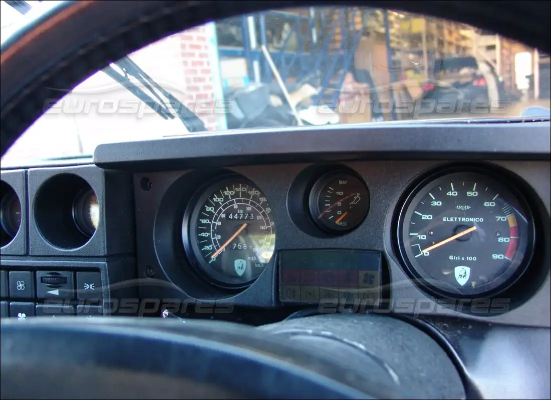 lamborghini jalpa 3.5 (1984) con 44,773 kilómetros, en preparación para desmantelamiento #4